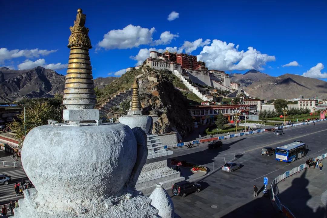 西藏小巷独特风情探寻之旅