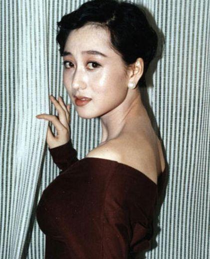 香港，活力之都，励志故事的摇篮